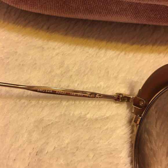 😎Miu Miu Women Sunglasses ❤️ shape😎 - Picture 6 of 8